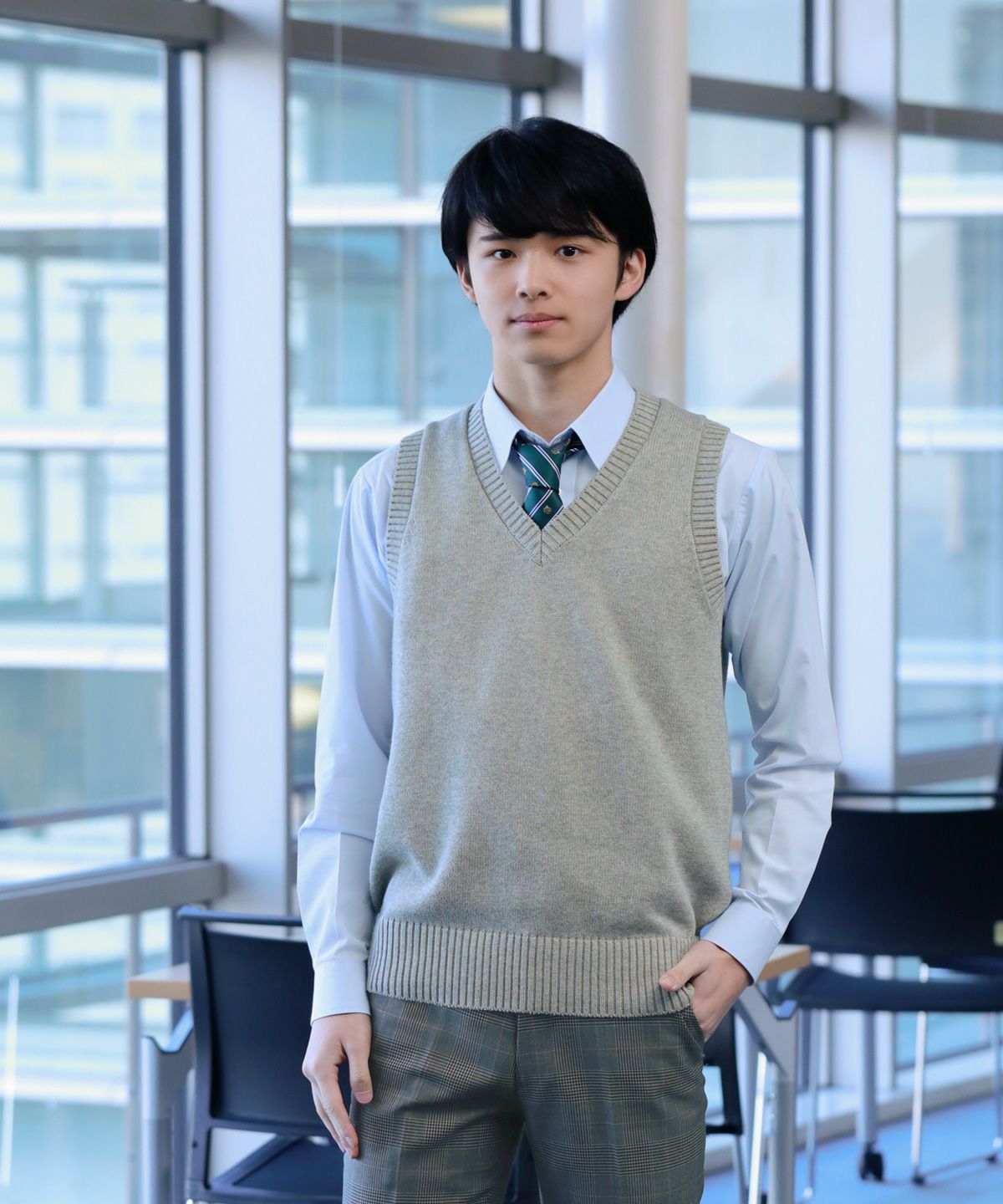 ネクタイ クレスト 全8色 ARCN-1033 | 原宿発の制服ブランド CONOMi